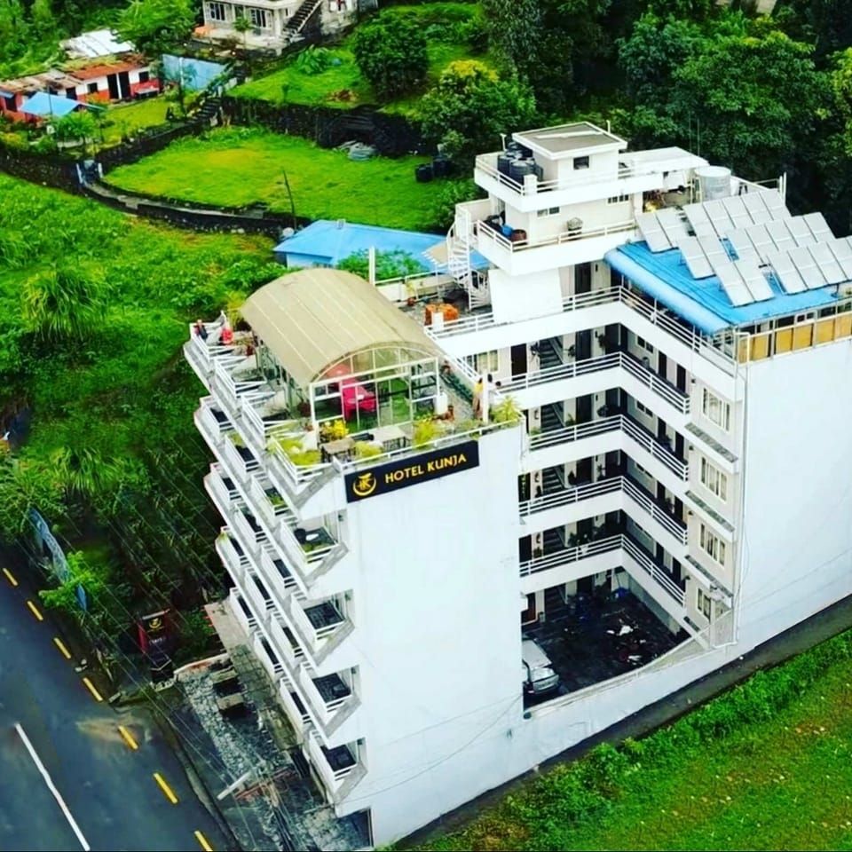Hotel Kunja thumbnail 3