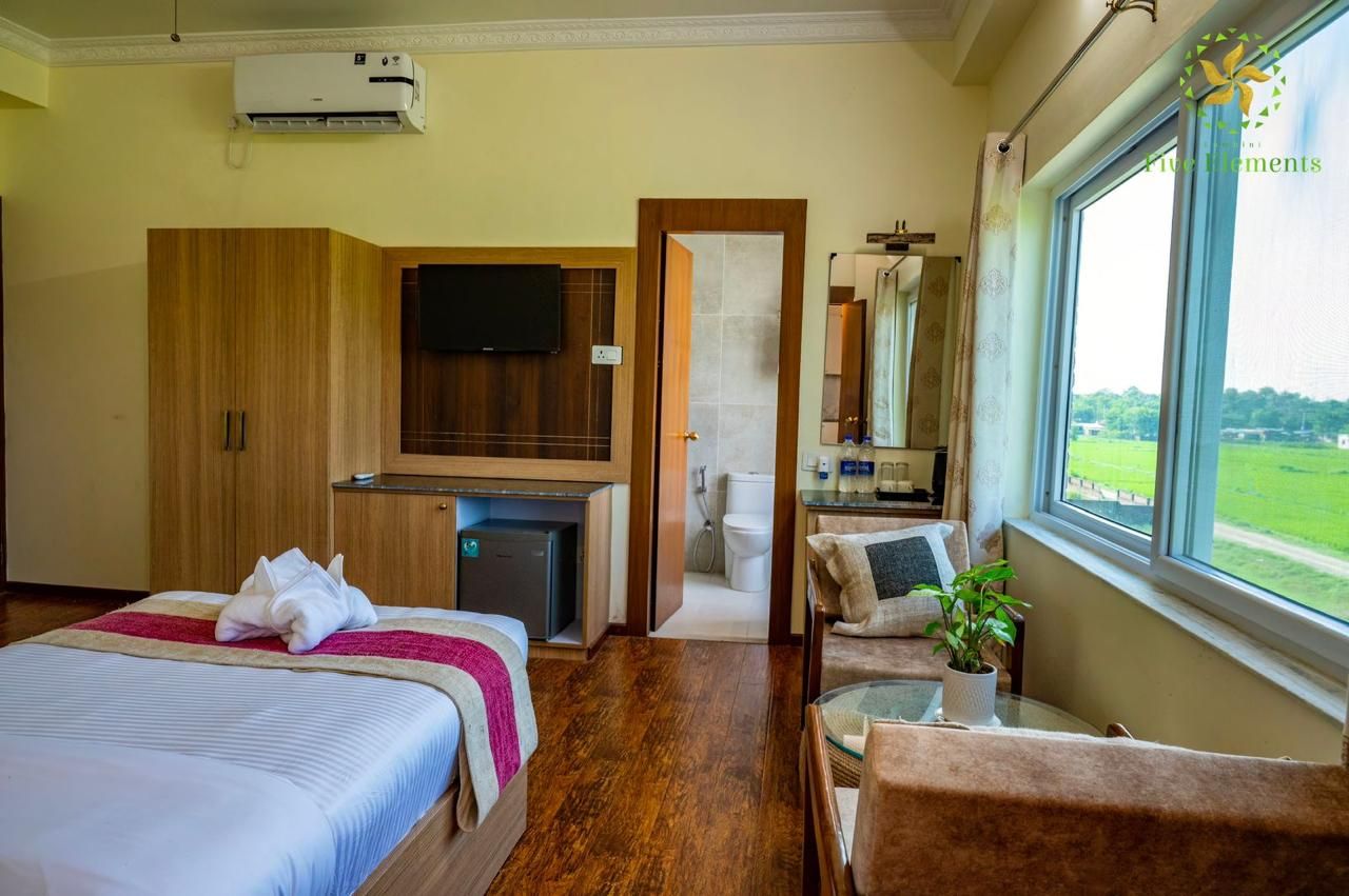Lumbini Five Elements Hotel thumbnail 10