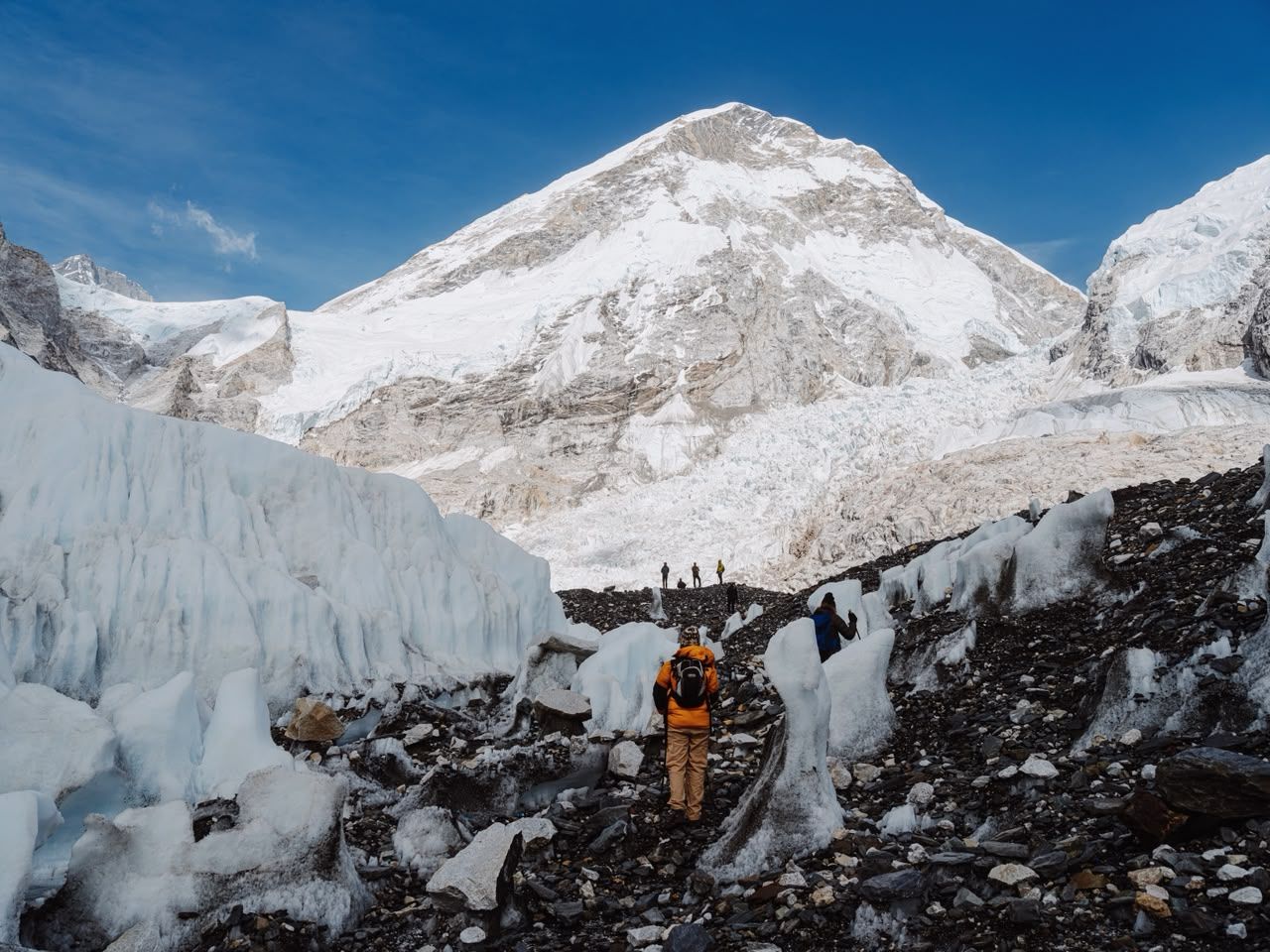 Mountain Lodges Of Nepal - Everest Basecamp thumbnail 5