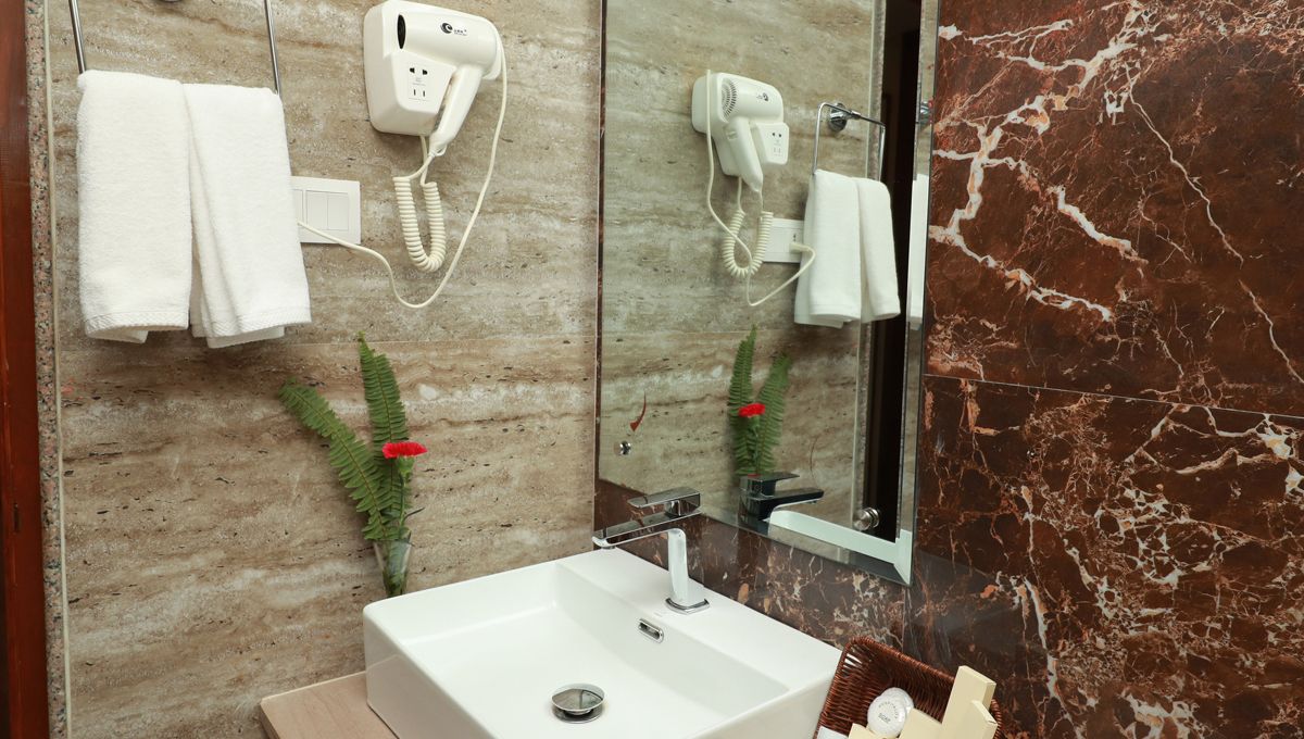 Woodapple Hotel and Spa thumbnail 12