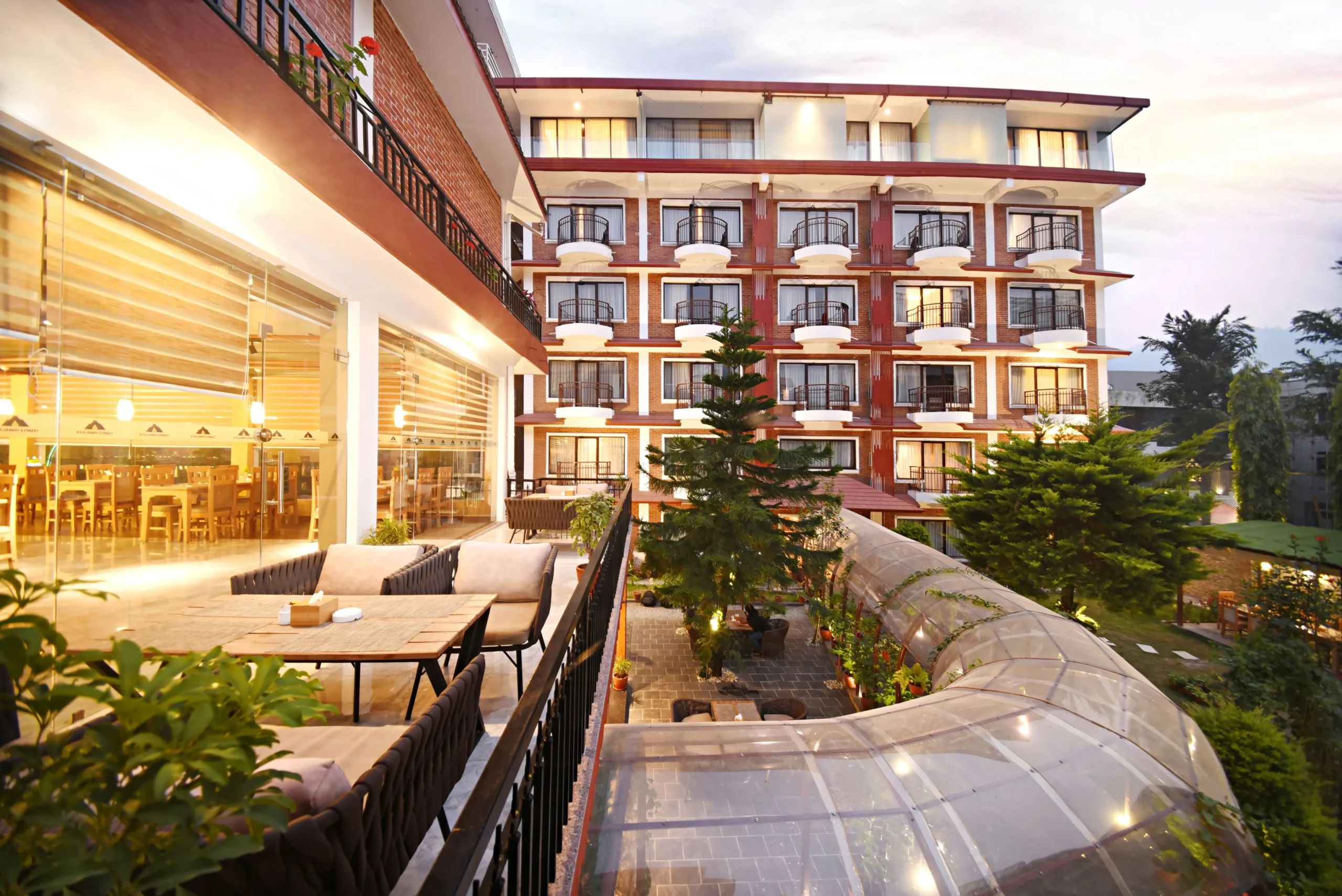 Temple Himalaya Hotel & Spa’s thumbnail 18