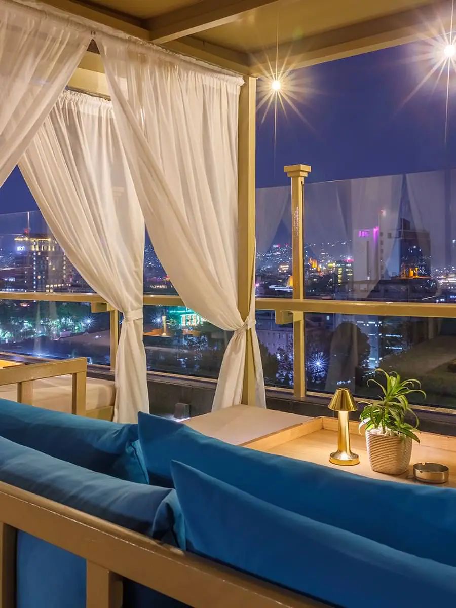 Hotel Ambassador by ACE Hotels thumbnail 2