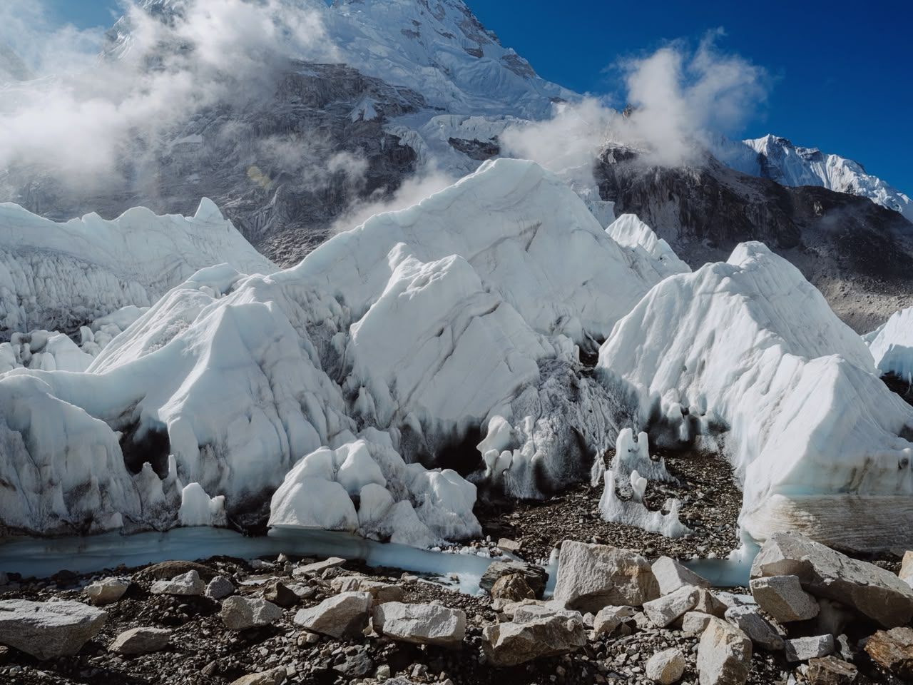 Mountain Lodges Of Nepal - Everest Basecamp thumbnail 10