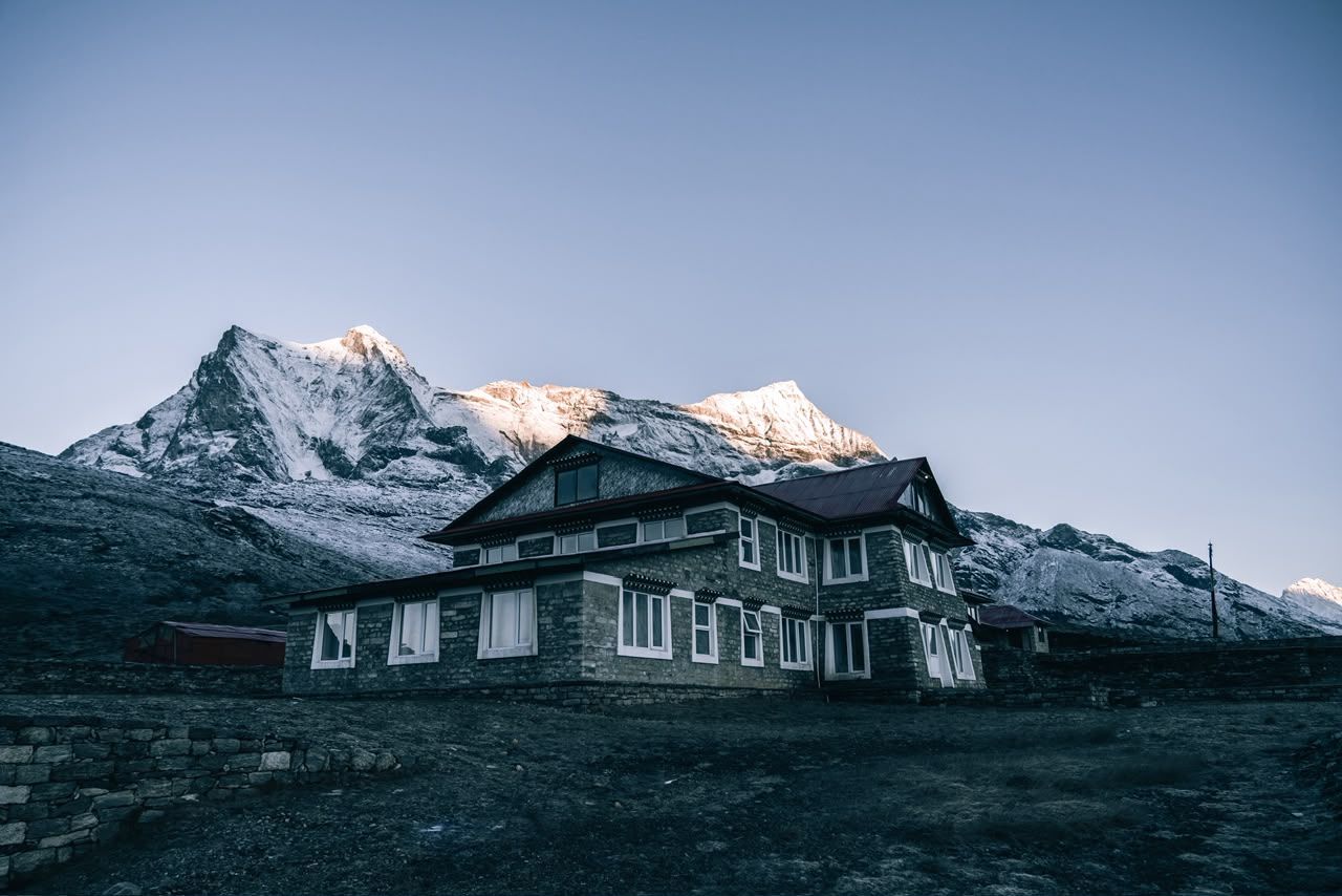 Mountain Lodges Of Nepal - Kongde thumbnail 12