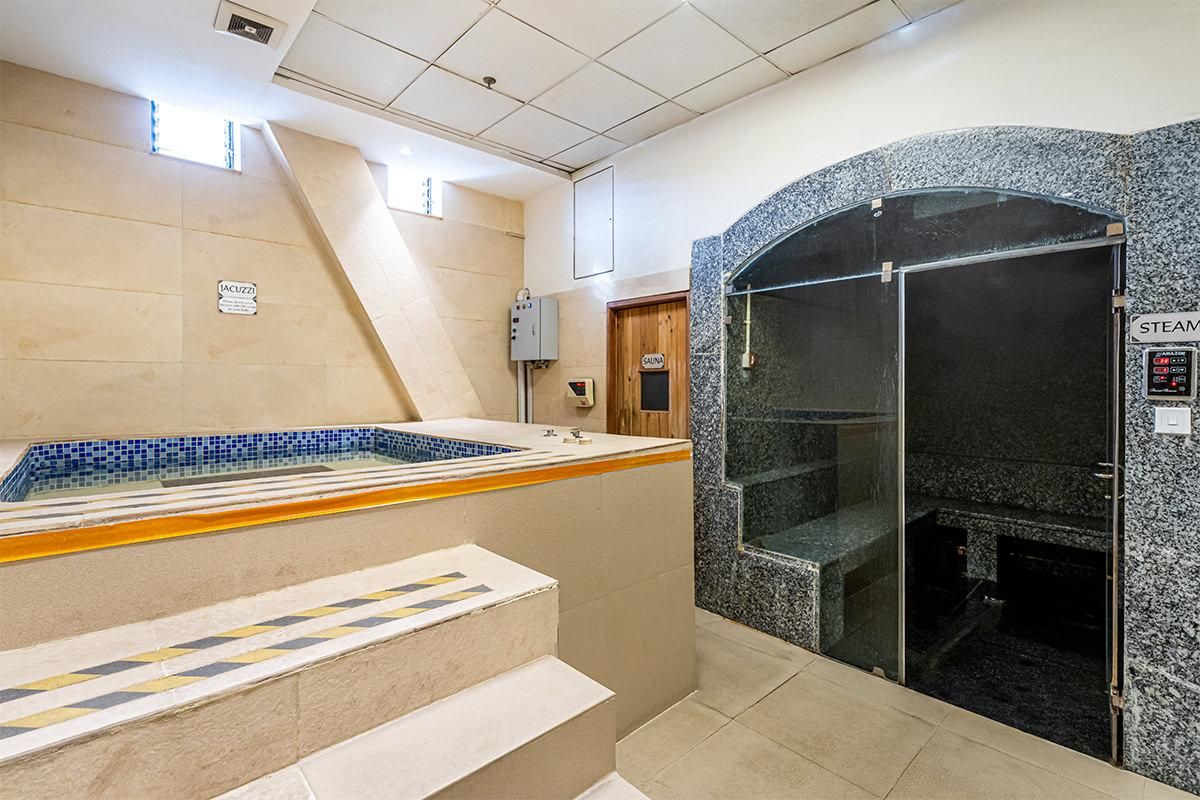 Shaligram Hotel & Spa thumbnail 10