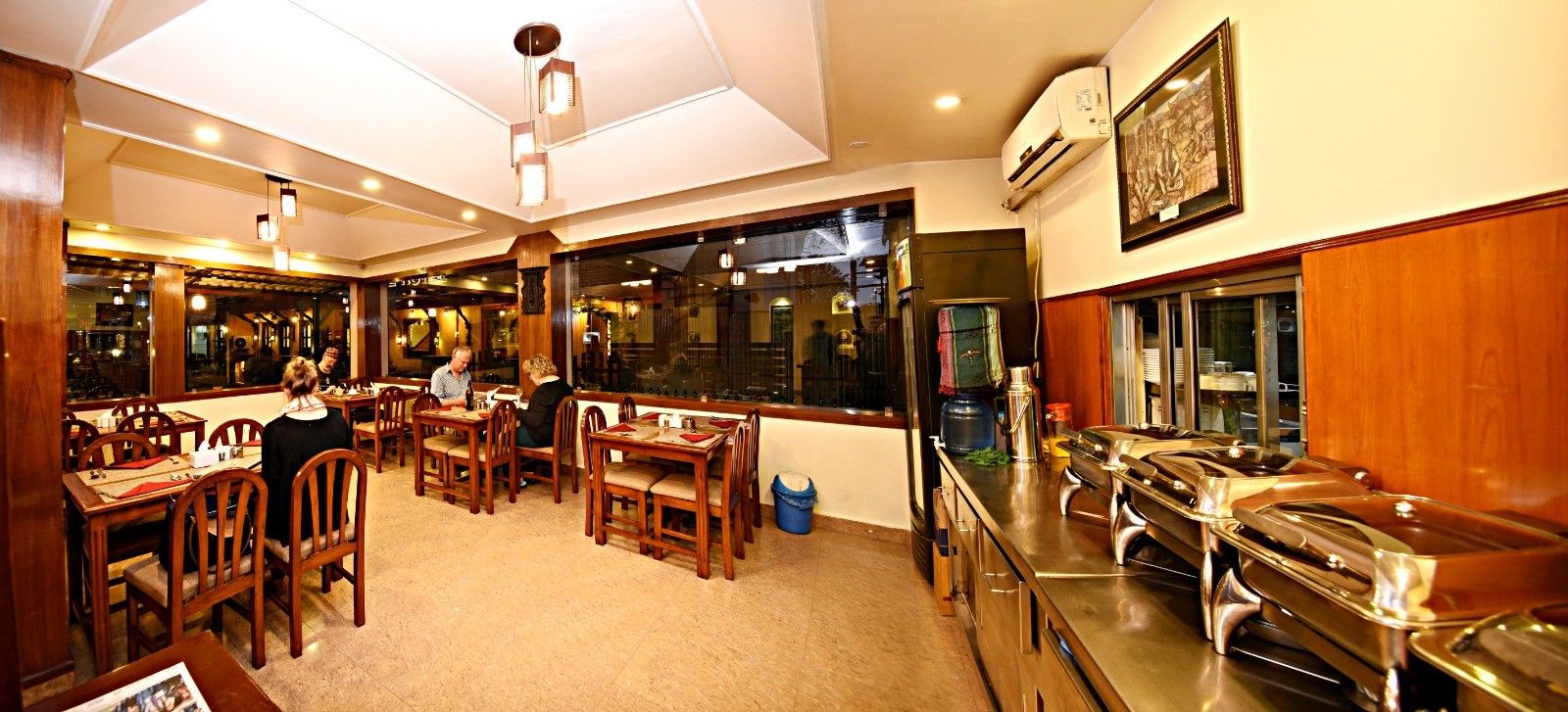 Hotel Friends Home thumbnail 7