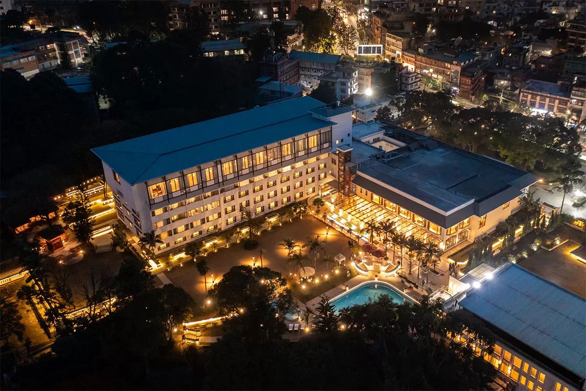 Hotel Himalaya  thumbnail 3