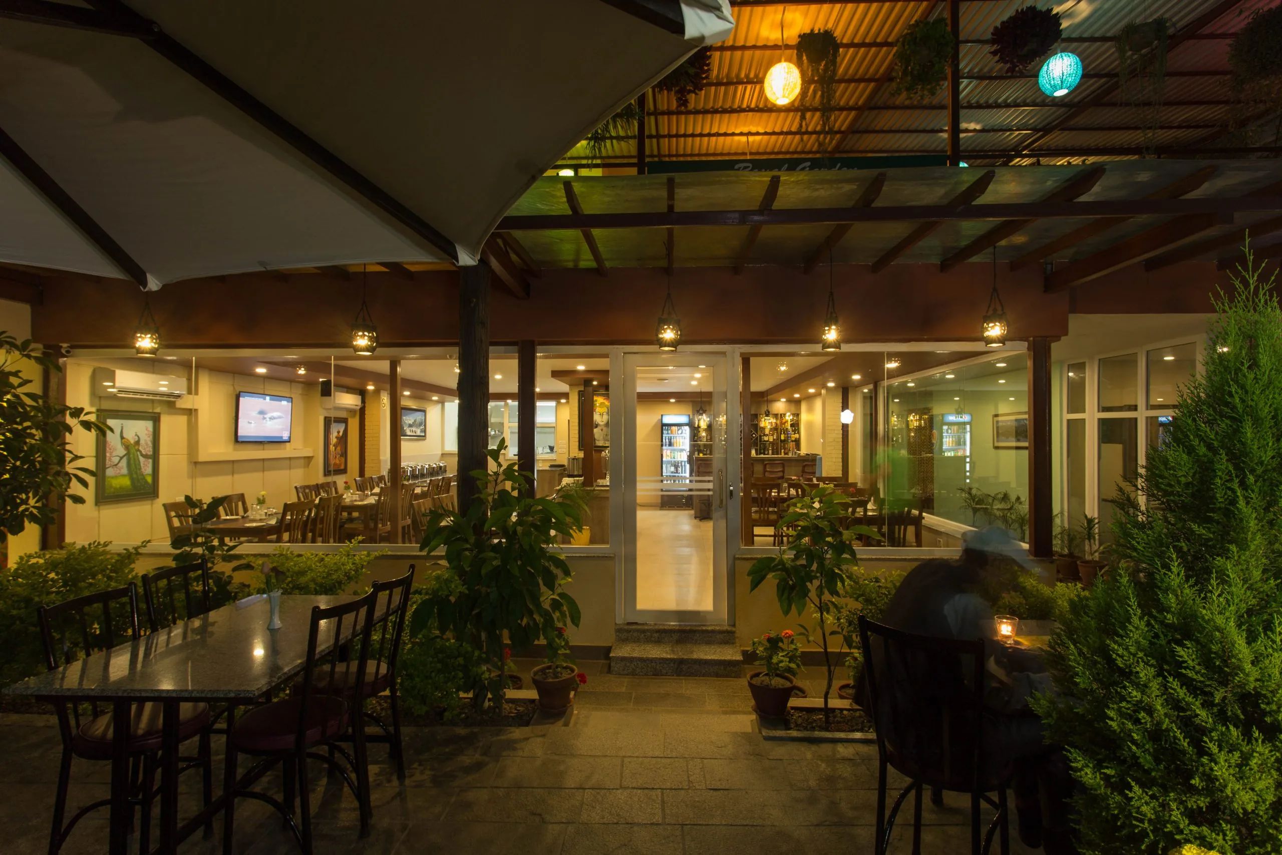 Oasis Kathmandu Hotel thumbnail 4