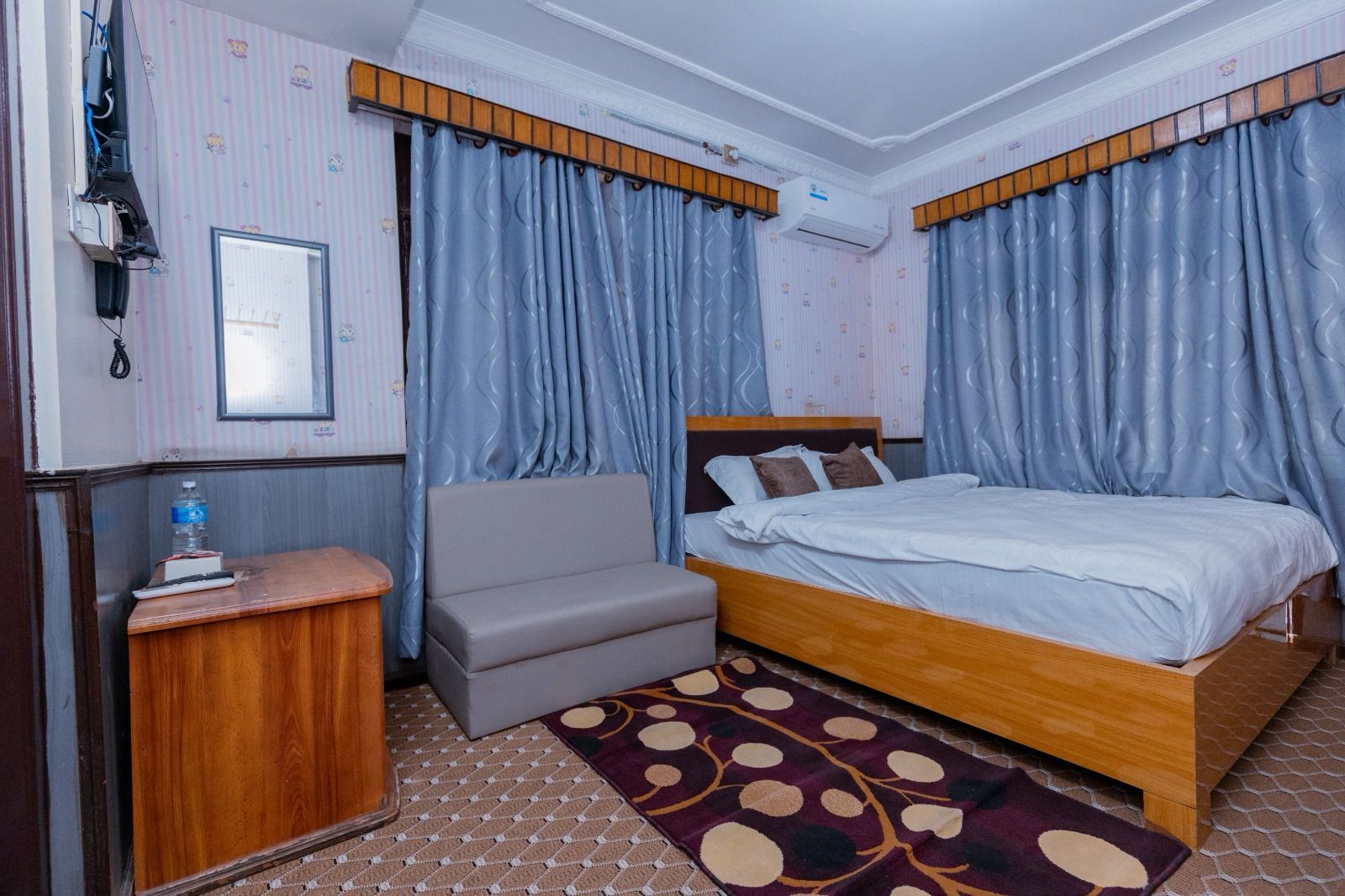 Hotel White Dreams thumbnail 10