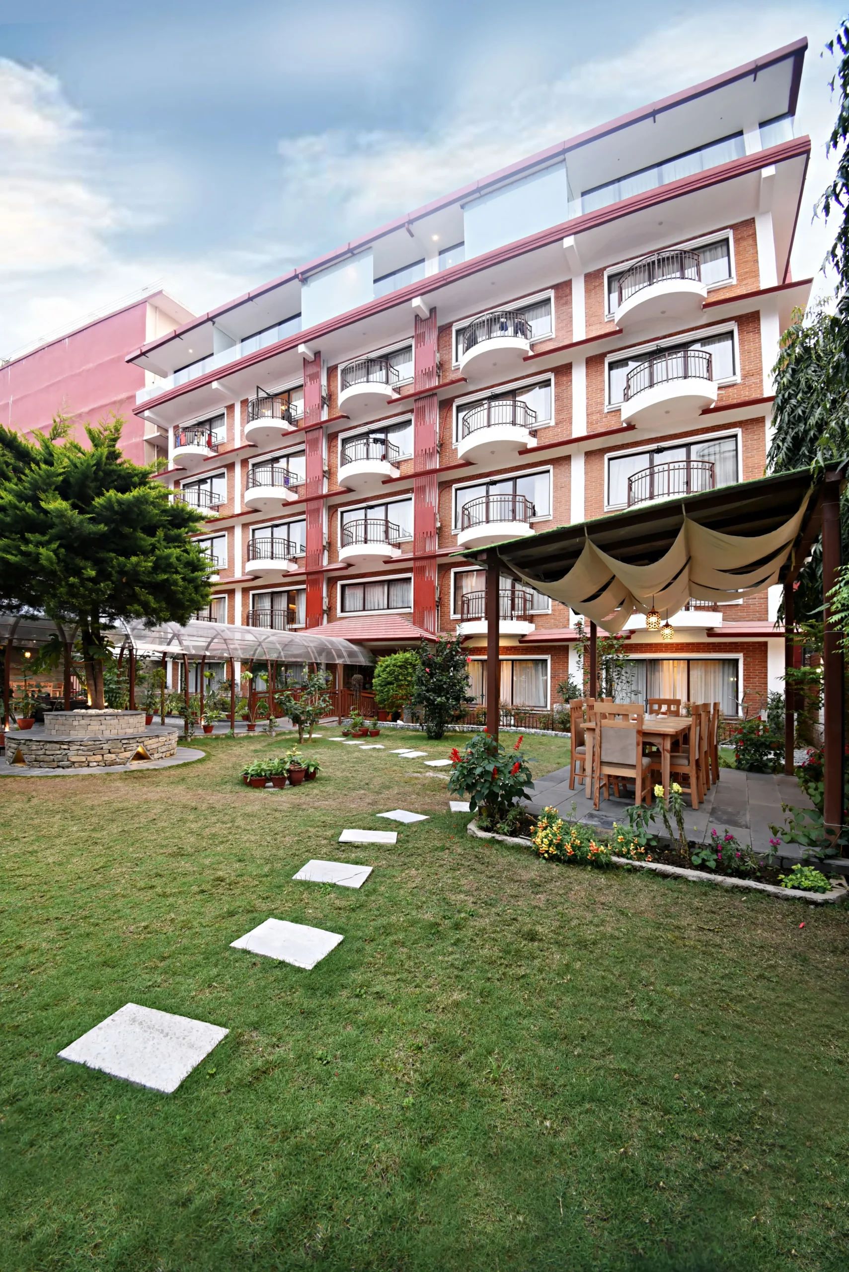 Temple Himalaya Hotel & Spa’s thumbnail 2