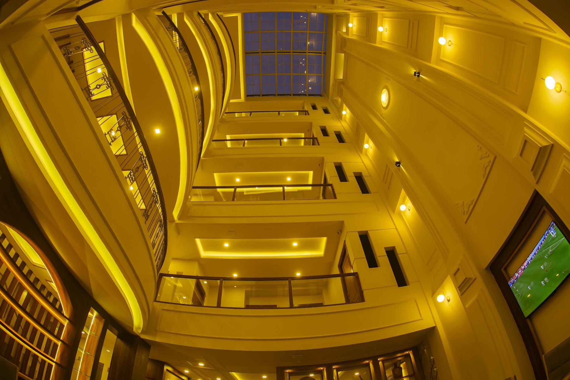 Hotel Fewa Trip thumbnail 7