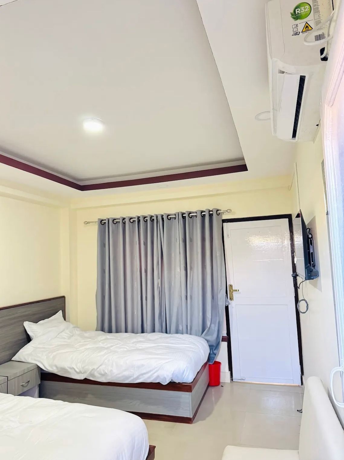 Hotel White Dreams thumbnail 9