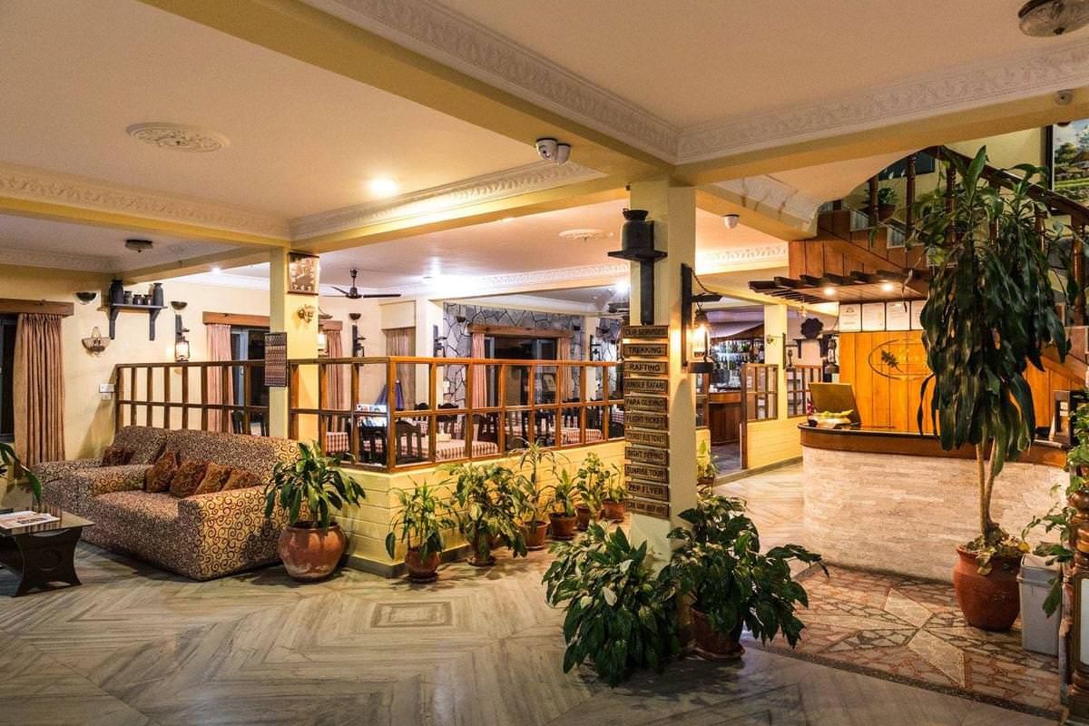 The Hotel Silver Oaks Inn thumbnail 3