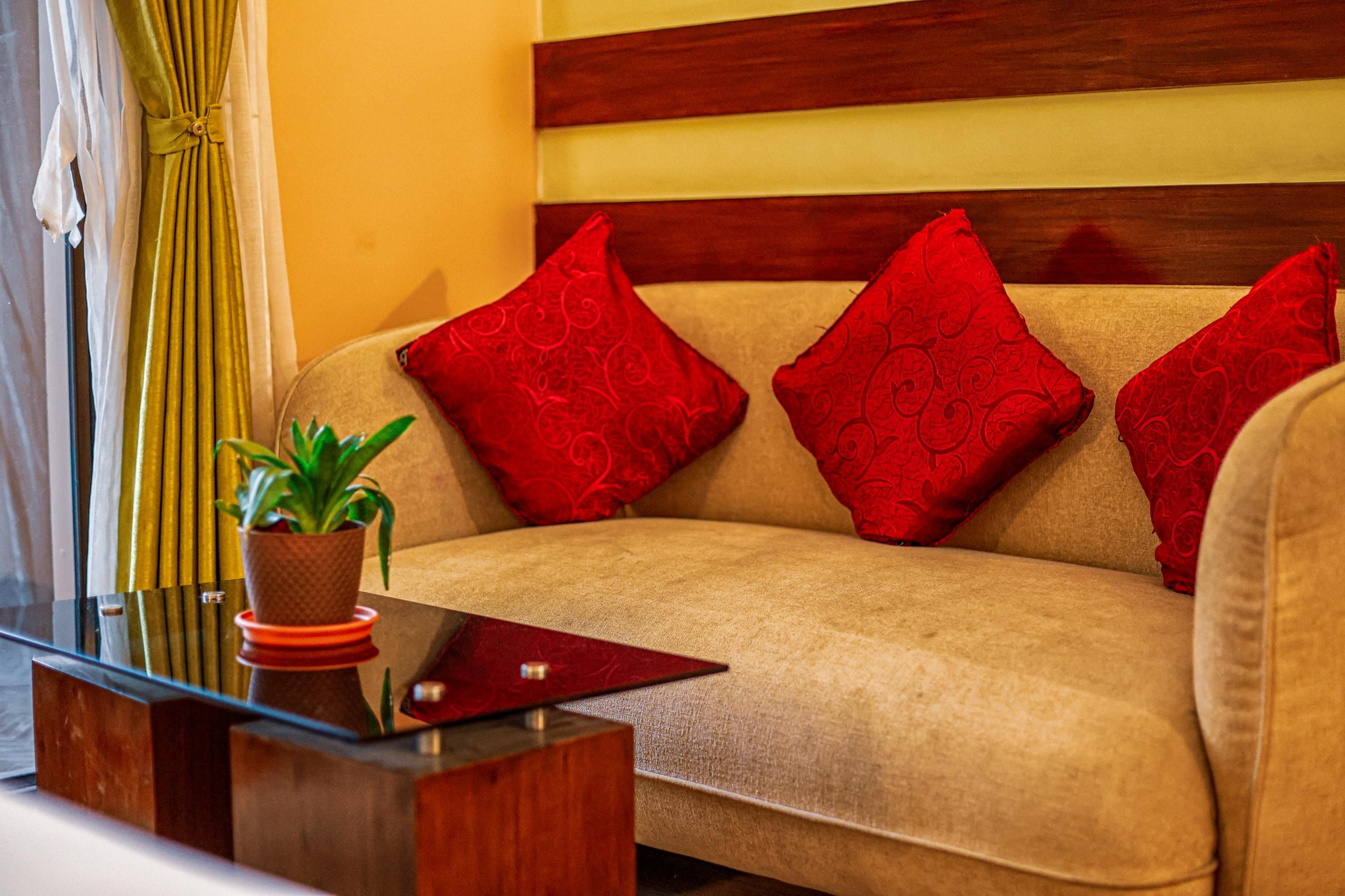 Bharatpur Garden Hotel thumbnail 5