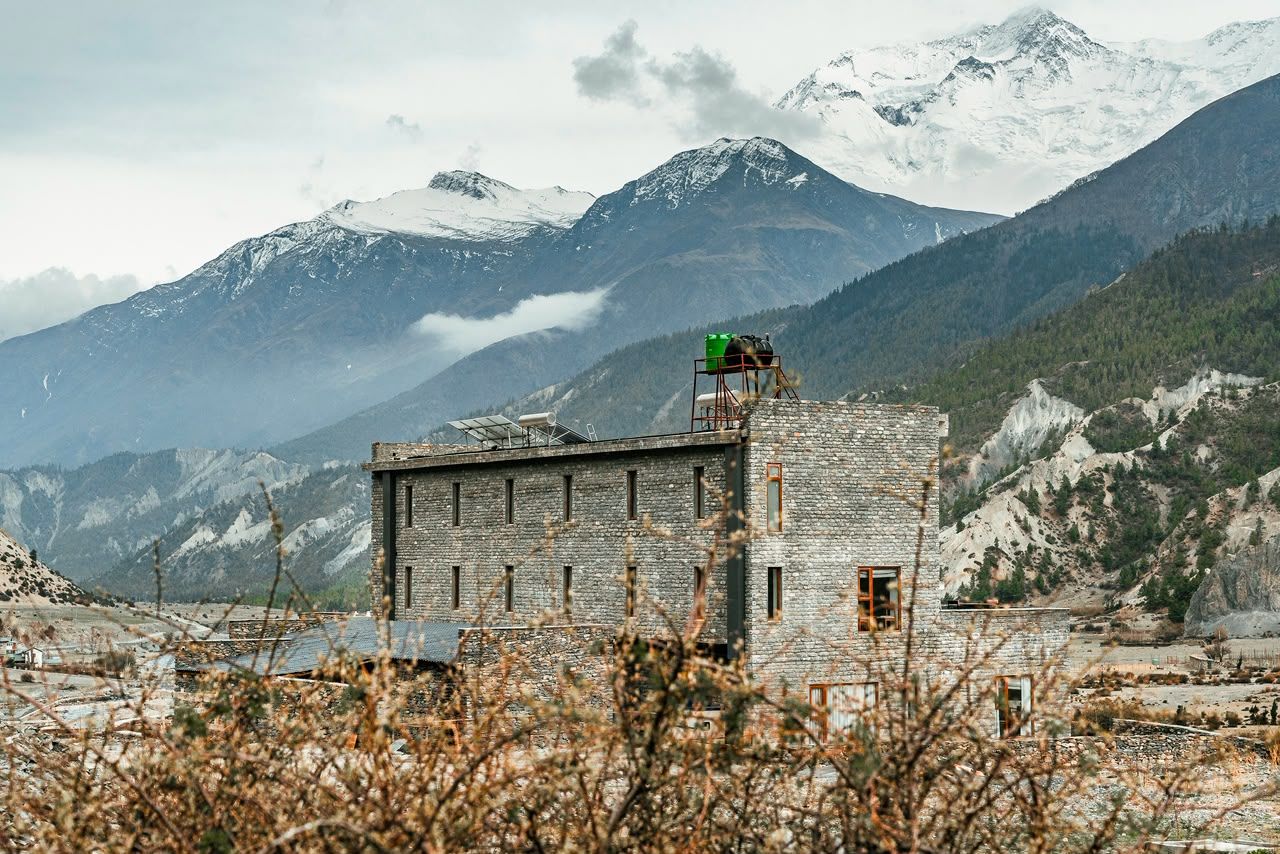 Mountain Lodges Of Nepal - Manang thumbnail 2