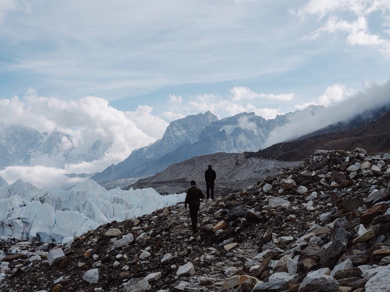 Mountain Lodges Of Nepal - Everest Basecamp thumbnail 3