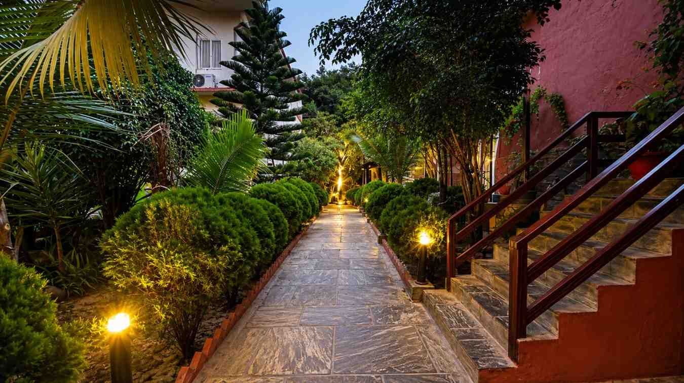 Hotel Thamel Park & Spa thumbnail 2