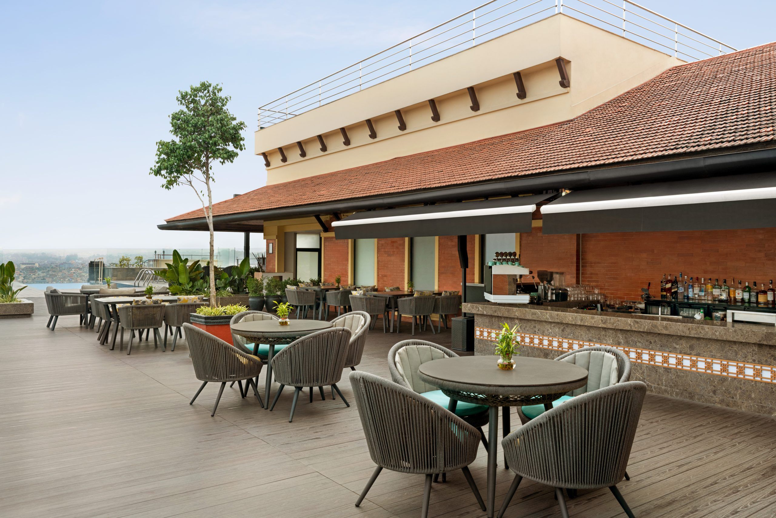 Ramada Encore by Wyndham thumbnail 2