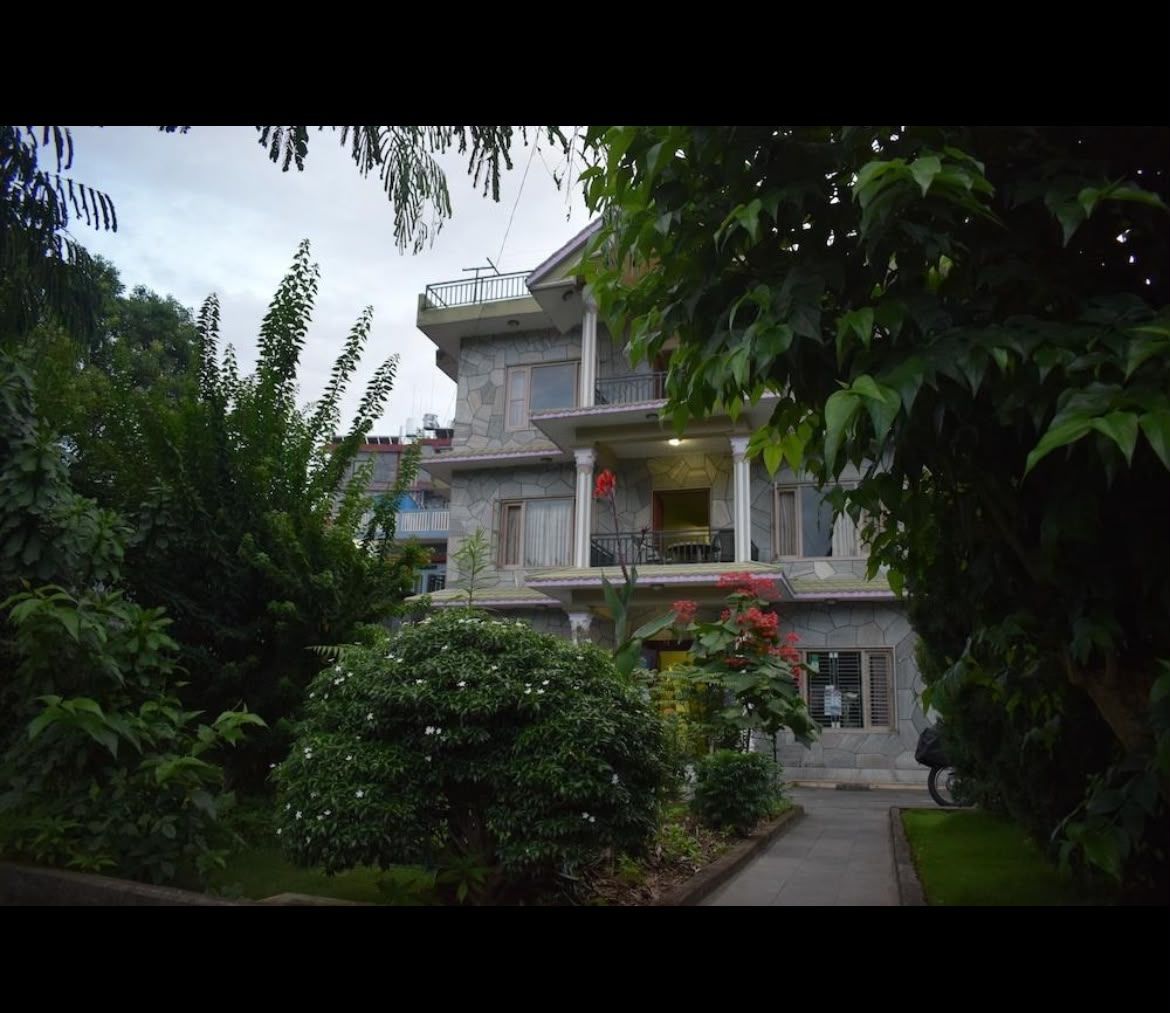 The Mountain House thumbnail 3
