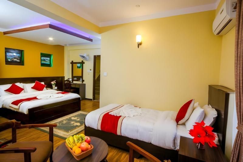 Deluxe Family Room