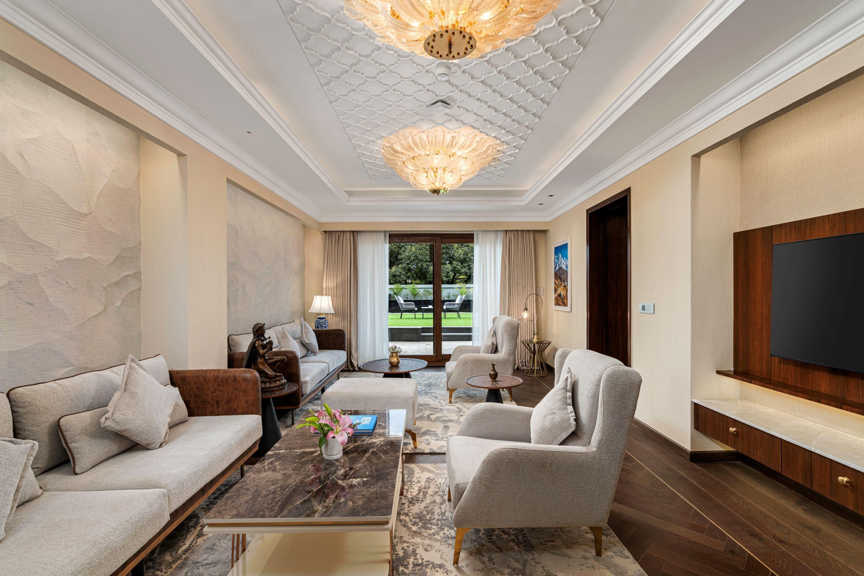 Presidential Suite – Club Lounge Access