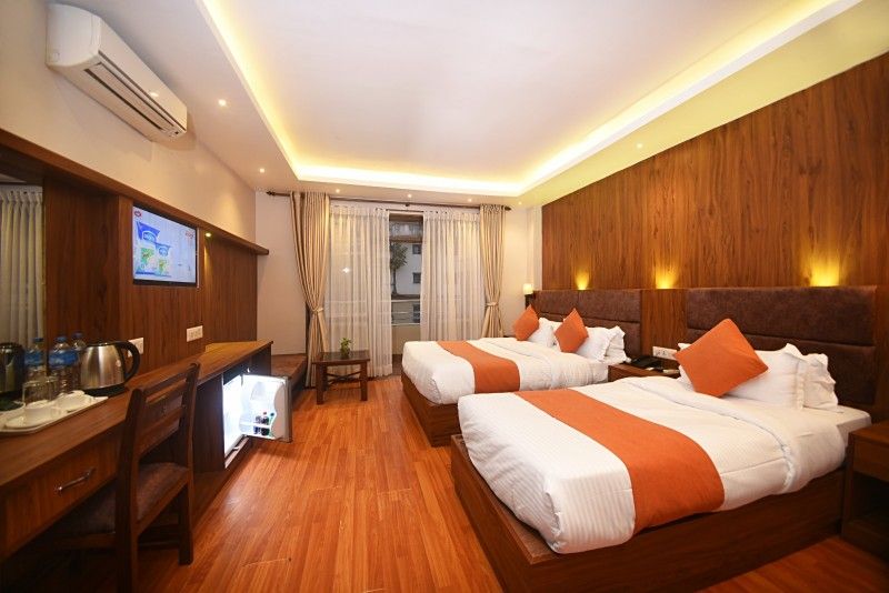 Premium Twin Room with City View
