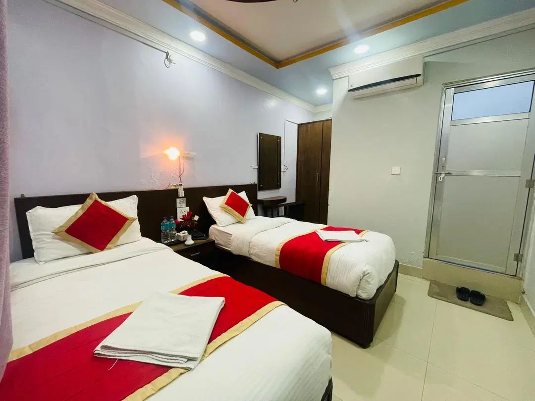 Standard Twin Room