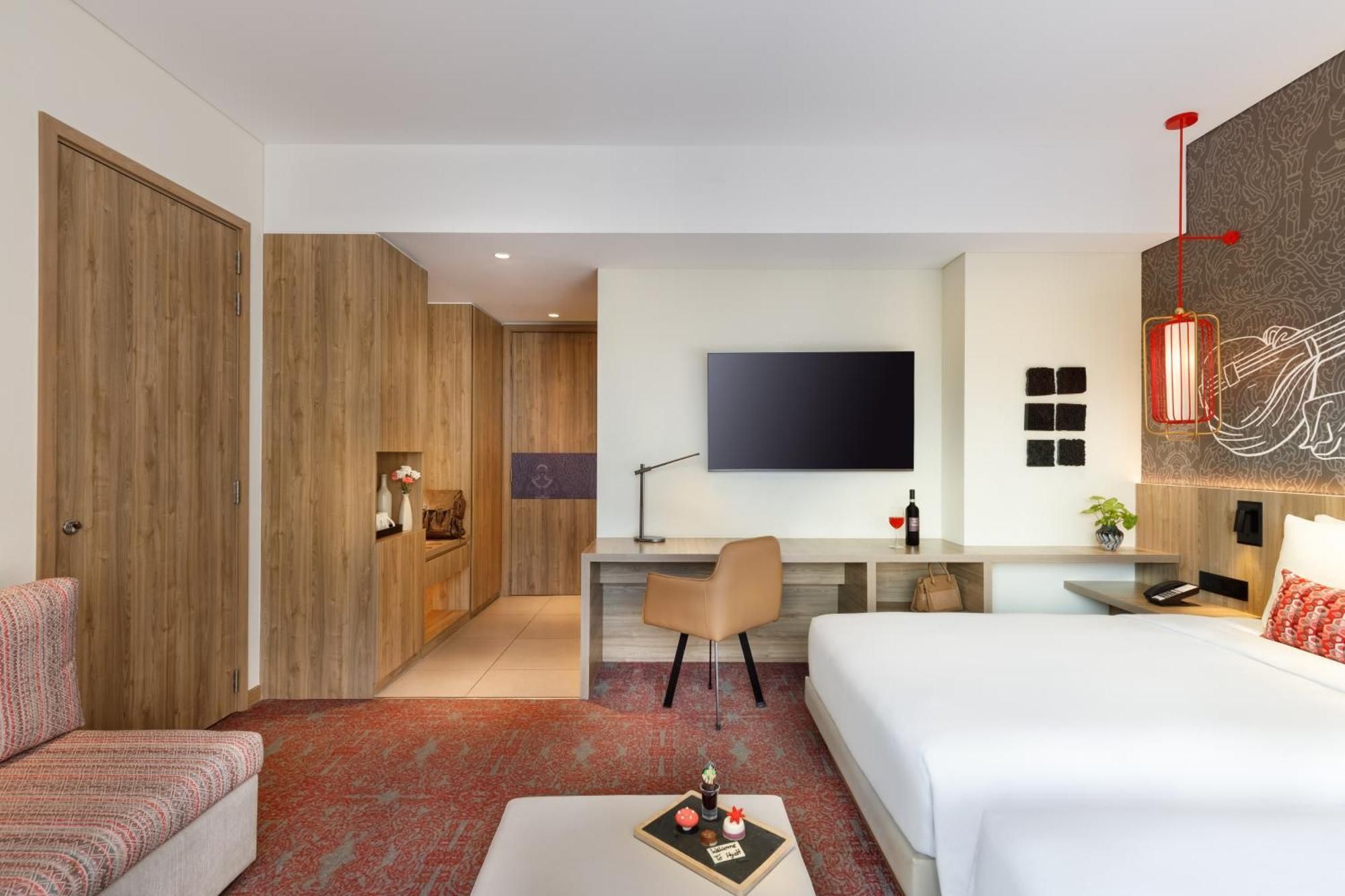 Executive Suite – 1 King Bed