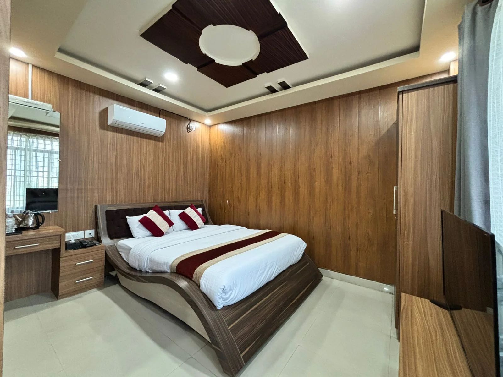 Suite Room