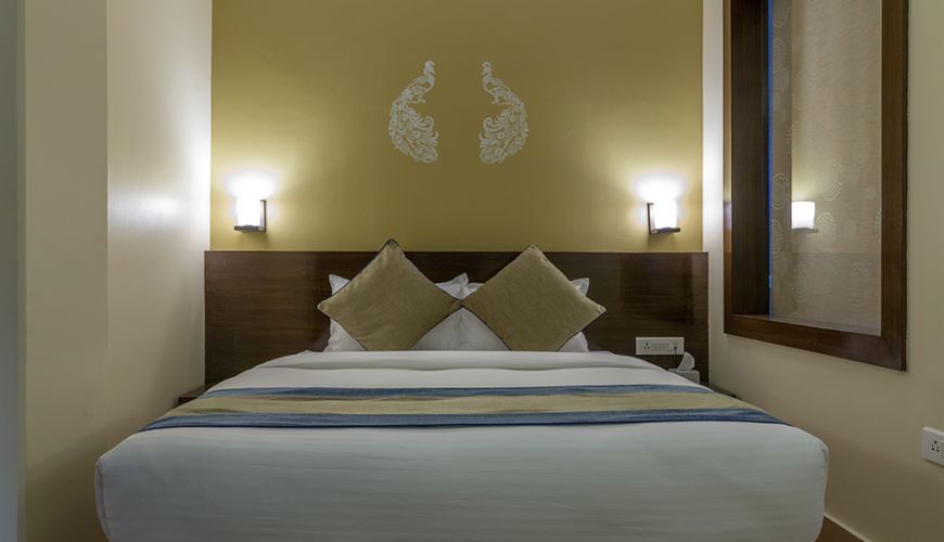 Single Deluxe Room
