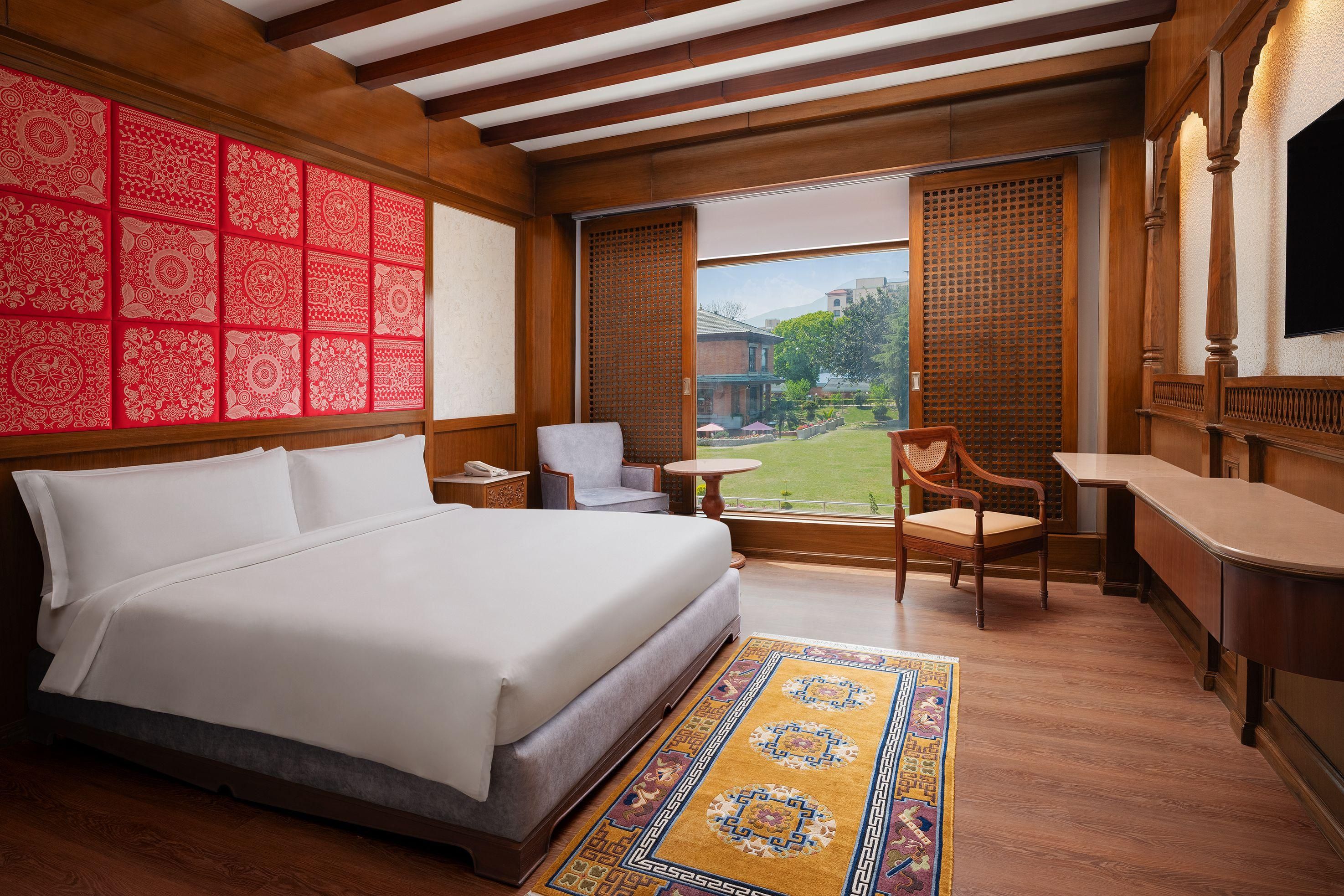 Standard King Garden View