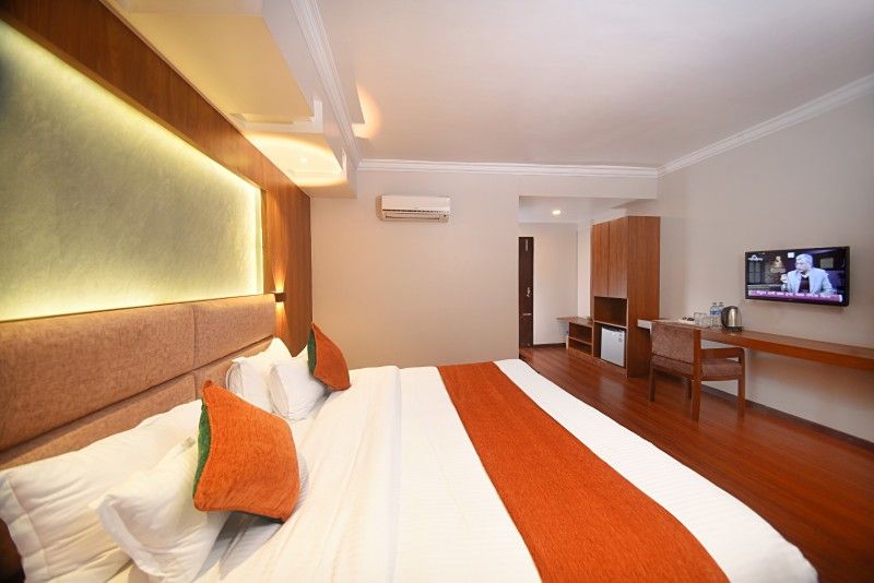 Deluxe King Room