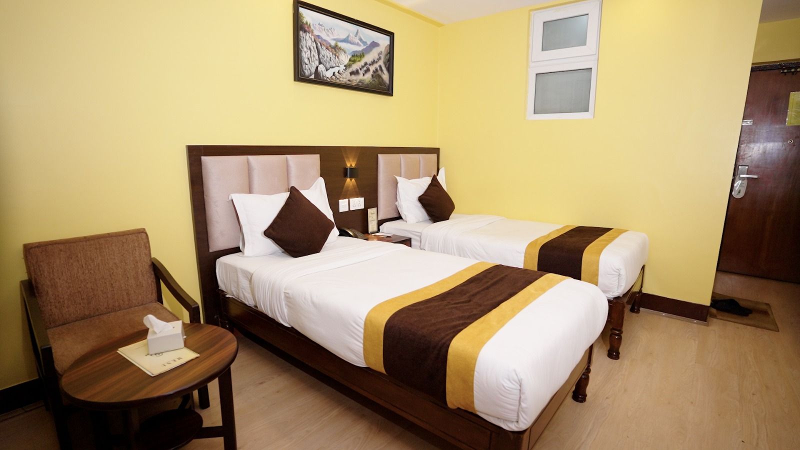 Deluxe Double Room / Twin Room with Balcony